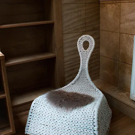 Alphonsine Bed & Breakfast 3*