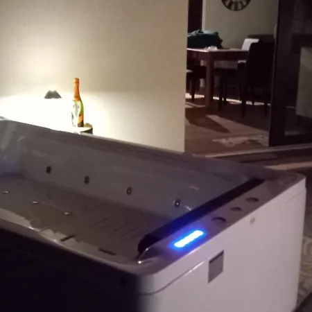 Alphonsine Bed & Breakfast